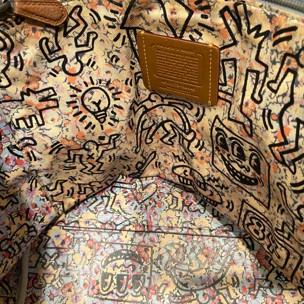 COACH Keith Haring Pink Heart Travel Tote with Charms - Picture 13 of 16